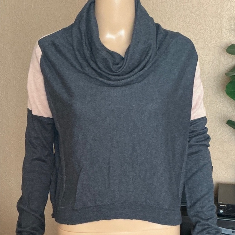 Cowl Neck Sweater in Gray and Pink - Size XS